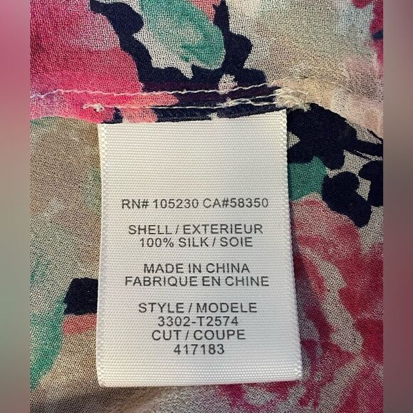 Joie Pink Floral Silk Chiffon V-Neck Pleated Back Blouse Top Size M - Picture 6 of 6